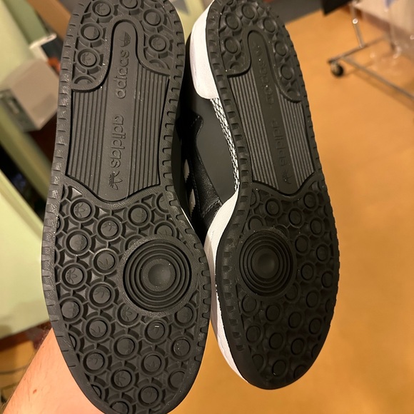 Adidas Forum Low - Picture 4 of 4